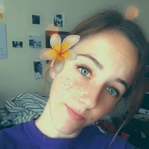 Meet your Posher, Julianna